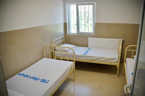 По седум години чекање: Целосно реконструирано хроничното одделение во болницата во Негорци