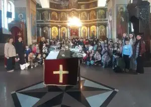 Велигденска традиција на учениците од ООУ „Единство“ во Гостивар: Духовност, креативност и дарување