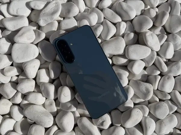 РЕЦЕНЗИЈА: Samsung Galaxy A37 5G – сигурен избор во средната класа