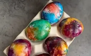 Најлесен начин за боење јајца за зафатените жени што немаат многу време