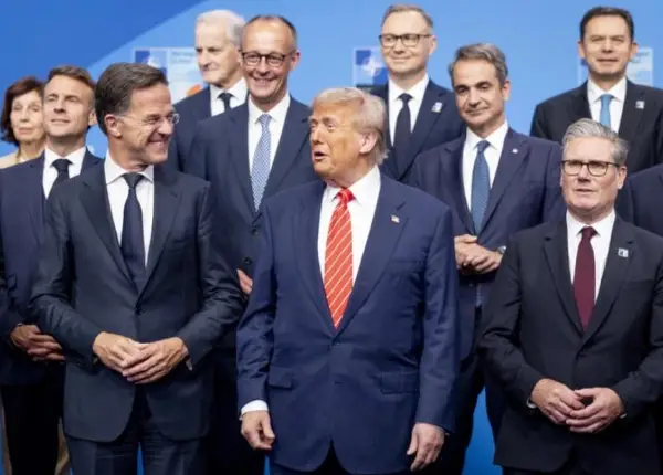 Трамп бара конкретни чекори од НАТО за Ормуската Теснина