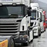  Владата работи на ситемско решение на проблемот со превозниците, истакна Николоски