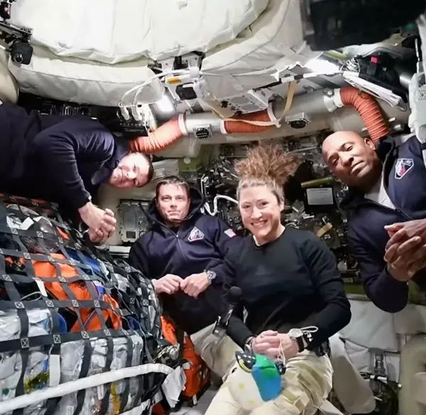 Екипажот на „Артемис“ се спушта на Земјата вечерва: вселенското летало ќе се претвори во огнена топка