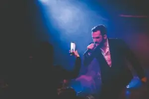 Интервју со поп-пејачот Александар Тарабунов: По прекинот на врската не ми беше лесно, но сега максимално уживам во животот