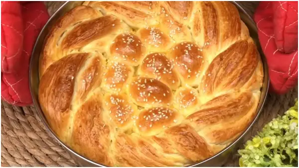 Колач што мириса на Велигден – Еве како да подготвите козињак!