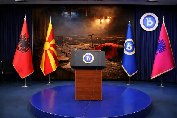 ДУИ АЛАРМИРА: ВЛАСТА ЈА БРИШЕ АЛБАНСКАТА КУЛТУРА – НА РЕД АНСАМБЛОТ ВО ТЕТОВО