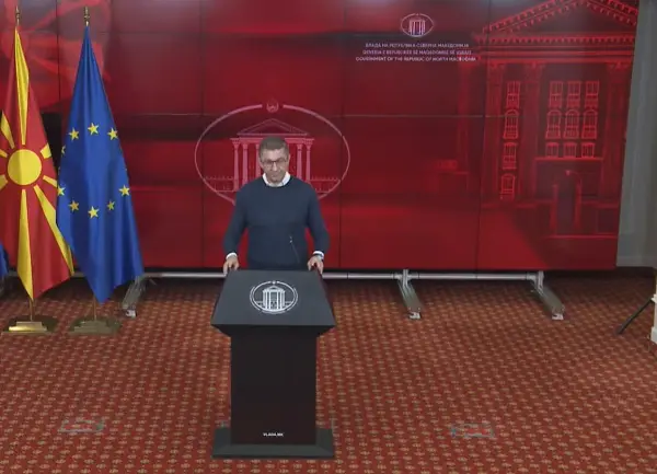 Mицкоски: Радев се пофали дека два пати ја блокирал Македонија, внесувањето на Бугарите во Уставот нема ништо да промени