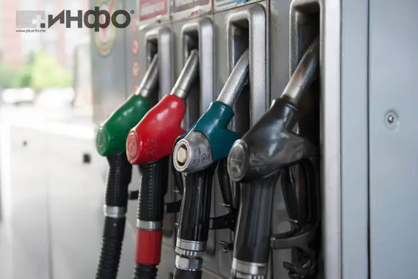 ЦЕНИТЕ НА ГОРИВАТА ПАЃААТ Дизелот ќе се намали за 2,5 денари, бензините за 1,5 денари, најави Мицкоски