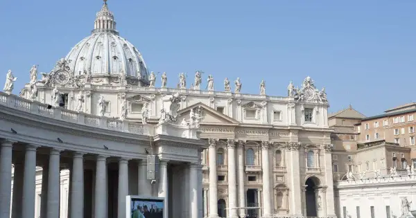 Папата Лав XIV во историска посета на Алжир