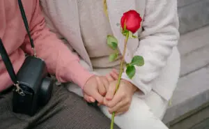 Ќе ја почувствуваат магијата на љубовта: Три хороскопски знаци ги очекува судбоносна средба во втората половина од 2026 година