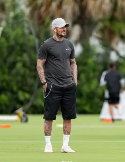 Фото: Дејвид Бекам ги воодушеви жените со фотка без маица