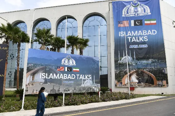 ДВЕ РУНДИ ЗАД ЗАТВОРЕНИ ВРАТИ, СЕ ОЧЕКУВА ТРЕТА Иран и САД вечерва или утре продолжуваат со нова средба