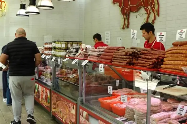 Поскапа велигденска трпеза, цените растат, традицијата не отстапува