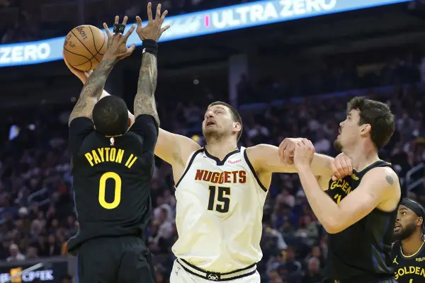 Јокиќ испишува историја: Ова никогаш не се случило во НБА