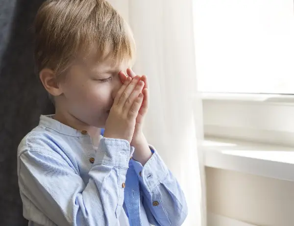 ВЕЛИГДЕНСКО ЧУДО: Немо момче проговори откако ја прими Светата Причест