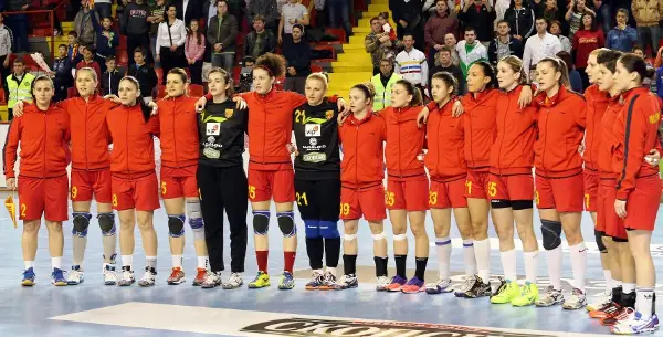 Во 18 часот навиваме за нашите ракометарки