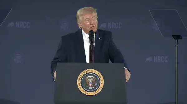 Трамп најави блокада на Ормускиот теснец