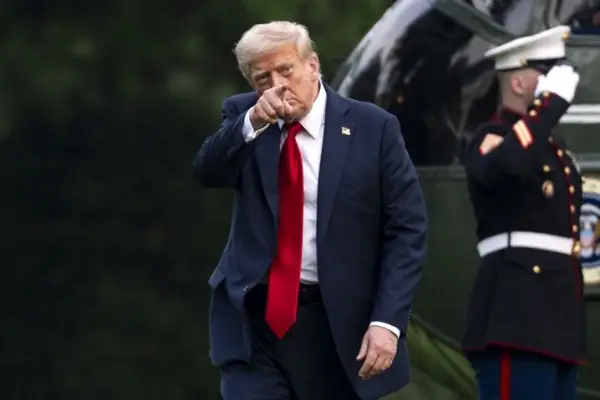 Трамп го нападна папата: Да се собере и да користи здрав разум, а не да биде политичар