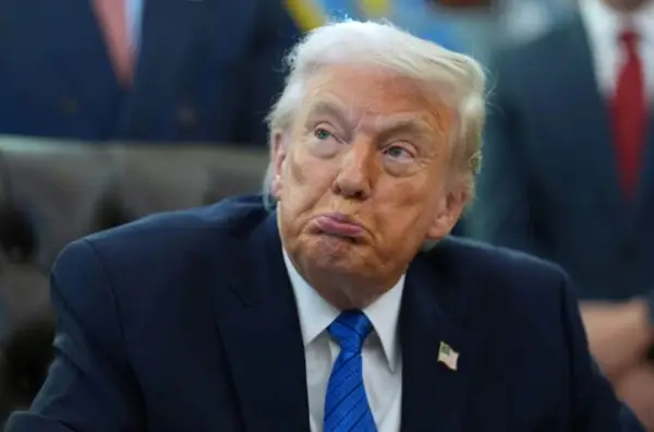 Тужбата на Трамп против „Волстрит Џурнал“ за сторијата за Епштајн засега е отфрлена