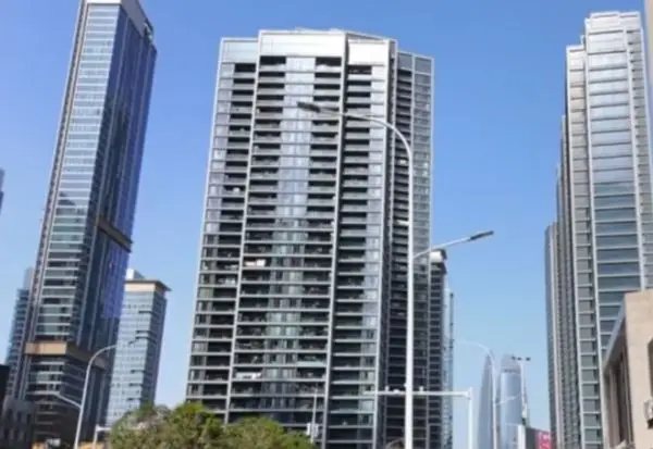 Потрошија милијарди на луксузни згради, а денес е град на духови