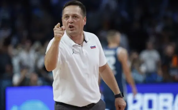 Александар Секулиќ нов тренер на Дубаи