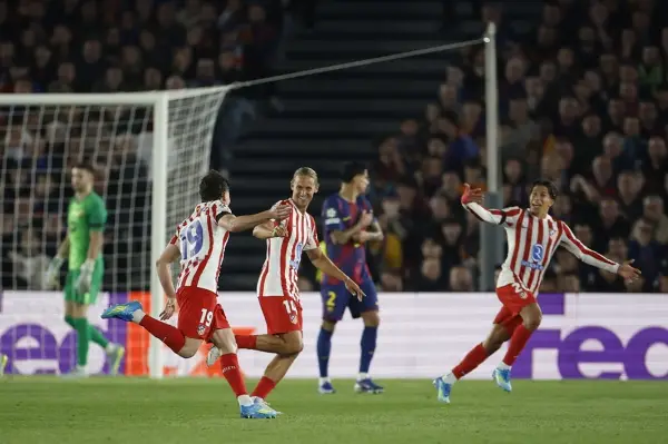 Ливерпул бара чудо против ПСЖ, Атлетико брани голема предост против Барселона