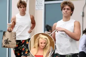 ФОТО | Први фотографии од синот на Бритни Спирс откако таа замина на рехабилитација – еве како изгледа Џејден Федерлајн денес