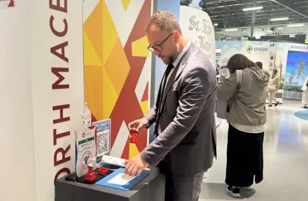 Љутков се сети на дијалог дури кога протестот стигна пред врата