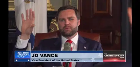 Венс: Примирјето со Иран се одржува, претседателот Трамп сака сеопфатен договор со Иран