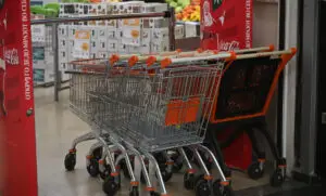 ИМА  поскапување на основните прехранбени производи – нотира Министерството за економија и труд