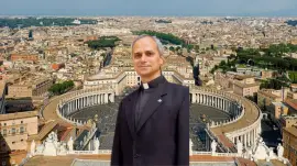 Папата Лав загрижен за демократијата, откако Трамп ги нападна неговите ставови против војната со Иран