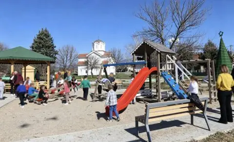 Чешиново-Облешево доби нов, модерен простор за рекреација на најмладите
