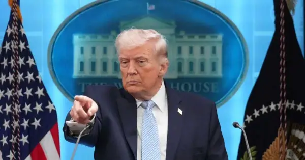 🎥 НИ ТРЕБА ГРЕНЛАНД ЗА ДА ГО ШТИТИМЕ СВЕТОТ ОД РУСИЈА И ОД КИНА Трамп пак го отвори прашањето за данскиот остров