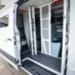 Холандија донираше специјализирани возила за МВР – зајакнување на капацитетите за гранични работи и миграции