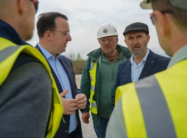 Николоски на средба со стопанствениците од пелагонискo: Во Пелагонија се случува инфраструктурен бум