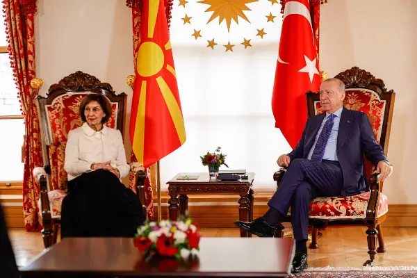 Сиљановска-Давкова оствари средба со турскиот претседател Ердоган