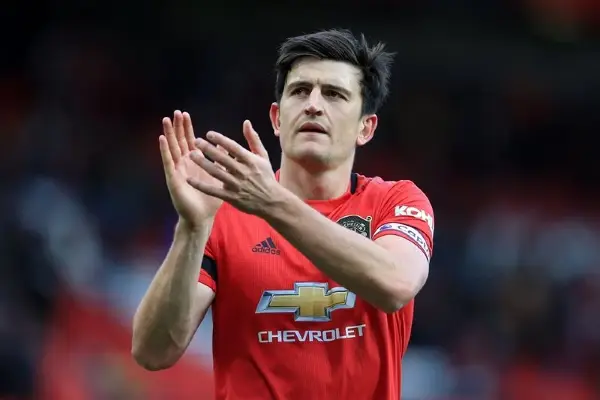 Манчестер Јунајтед без Хари Мегваер на дербито со Челси