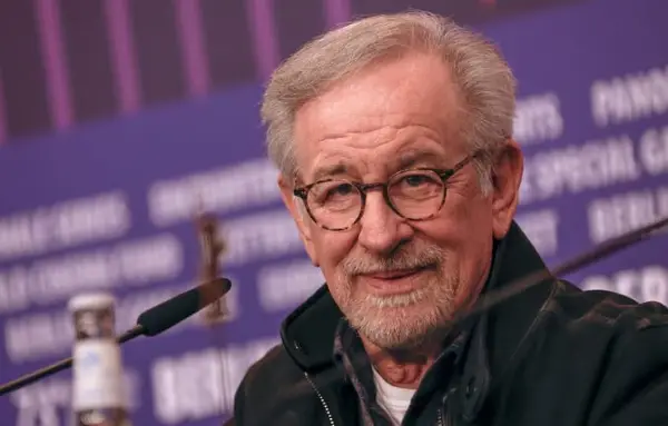 Стивен Спилберг најави нов филм- тврди дека ќе има повеќе вистина отколку фикција за вонземјаните (ВИДЕО)