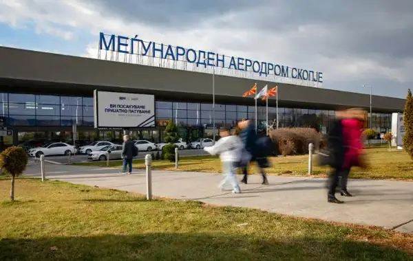 Скопскиот аеродром трет по бројот на патници во поранешна Југославија и покрај намалувањето поради кризата