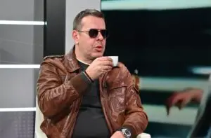 ВИДЕОИНТЕРВЈУ |  Каролина е капучино, Калиопи рестрето, Стефановски турско, а Тијана еспресо – Владо Георгиев ги спореди македонските пејачи со кафе