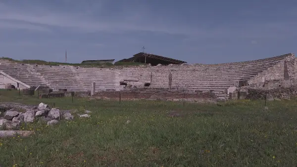 Работна посета на министерот за култура Љутков и странски донатори на археолошкиот локалитет Стоби