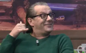 ВИДЕО | „Ме вработија без лична карта“: Неверојатна приказна на Игор Џамбазов