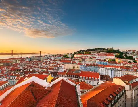 Избрани најшарените градови во светот, еден е на Балканот