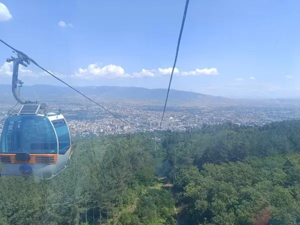 Жичницата на Водно денеска нема да работи поради силен ветер