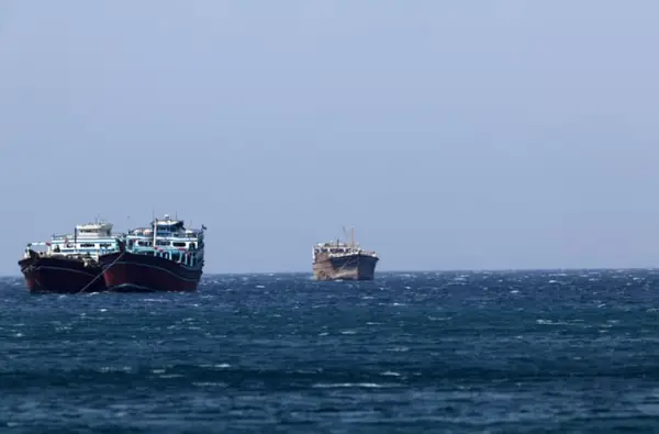 Иран ја поништи одлуката за отворање на Ормутскиот теснец поради блокадата на САД