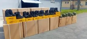 Армијата доби нови чизми и шлемови!