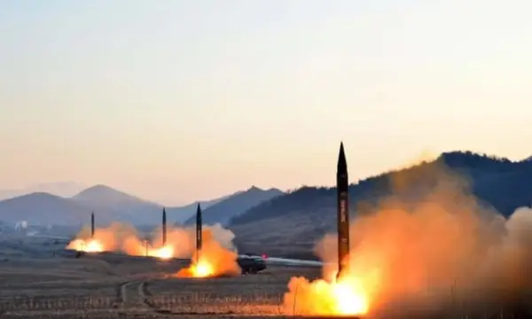 Северна Кореја повторно истрела балистички ракети