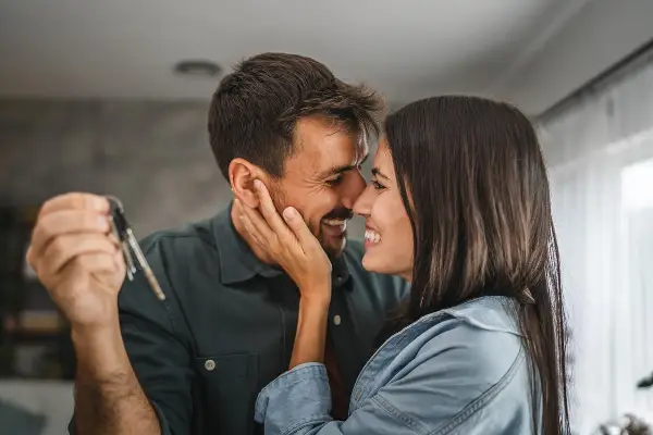 Психолог открива како изгледот влијае на љубовниот живот