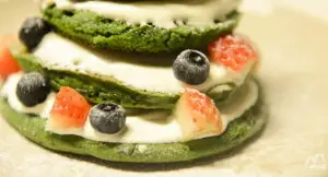 Рецепт за зелени палачинки, поразлични од сите други: Цел ден ќе „пукате“ од енергија