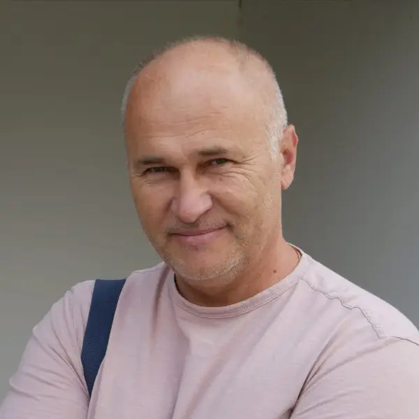 Изложба на Мирослав Живковиќ во Галерија МКЦ